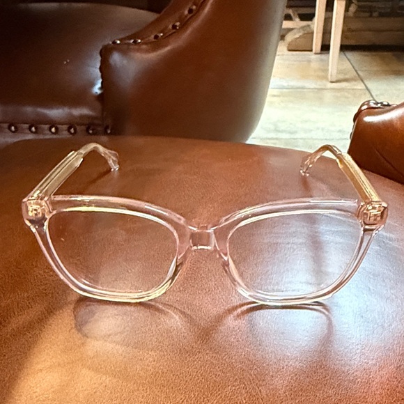 GUCCI clear/pink tint/gold prescription glasses Frame with soft case! - Picture 10 of 17